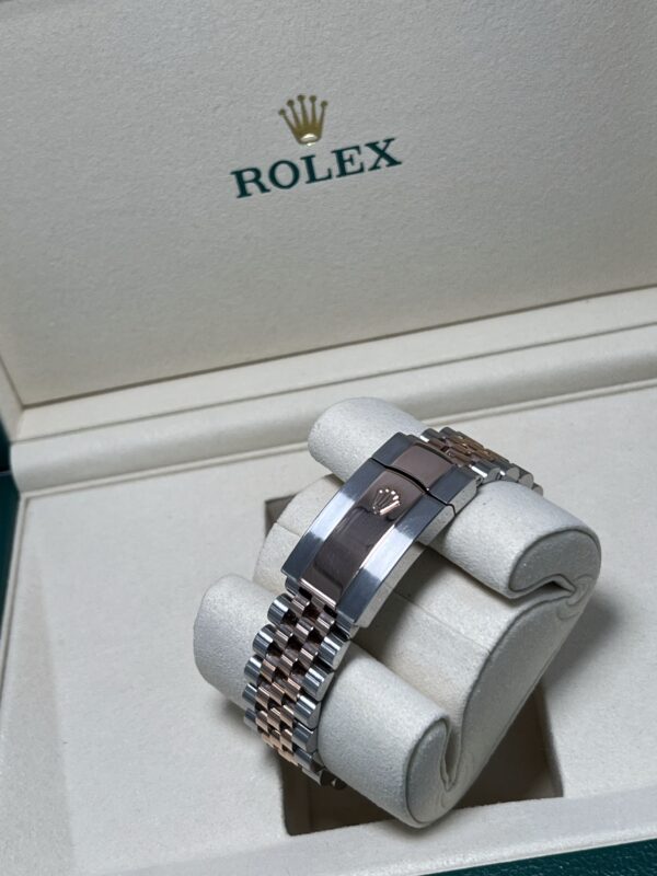 Datejust 41 (Chocolate dmnd.) - Image 6