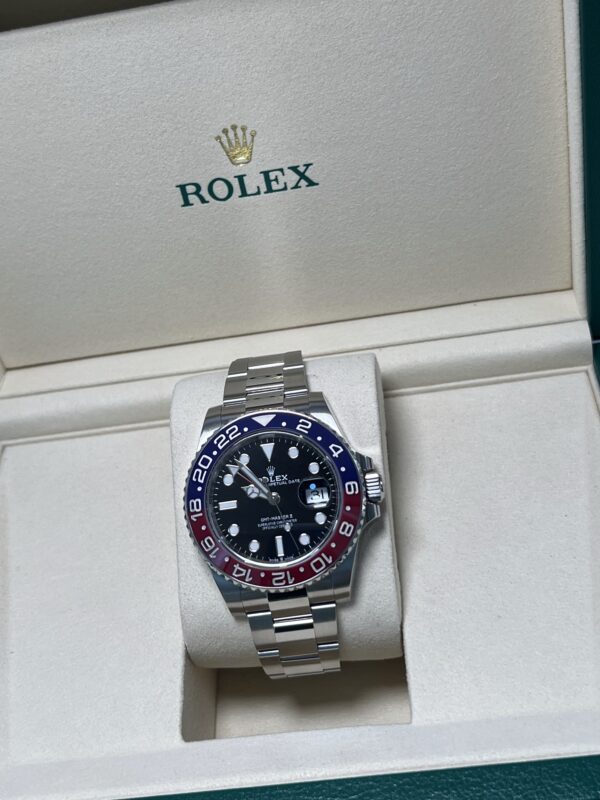 GMT-Master II  126710BLRO “Pepsi” Oyster - Image 3