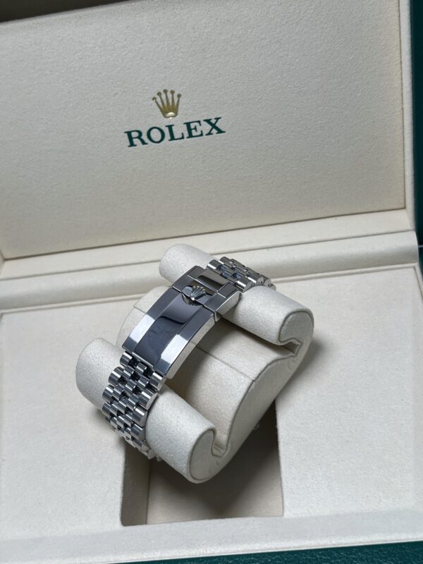 Rolex GMT Master 2 'Batgirl' Jubilee - Image 6